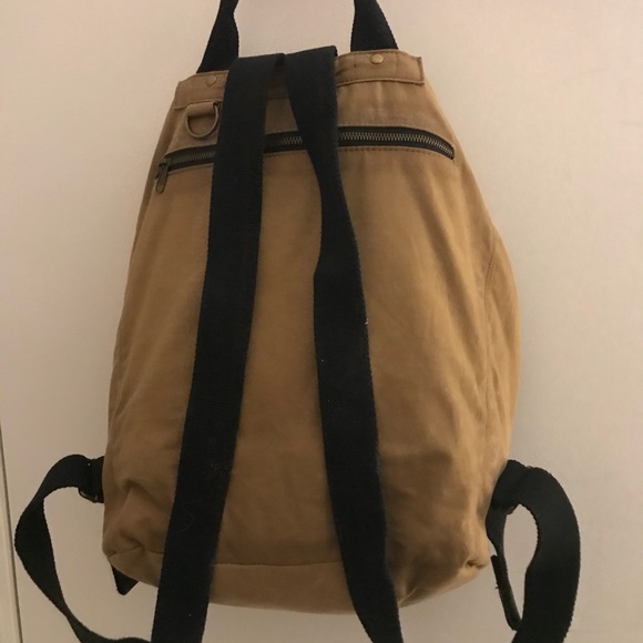 Large urban outfitters backpack - Picture 2 of 2